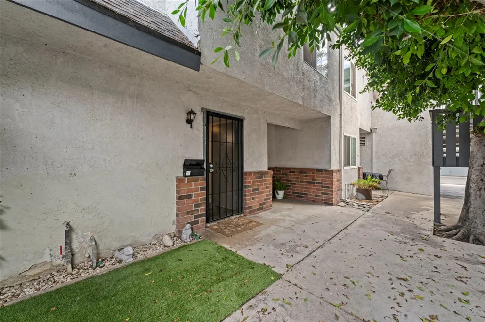 11321 Parkgreen Garden Grove, CA 92843