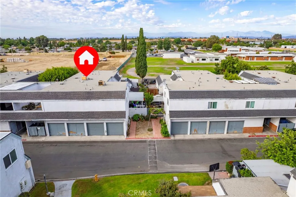 11321 Parkgreen Garden Grove, CA 92843