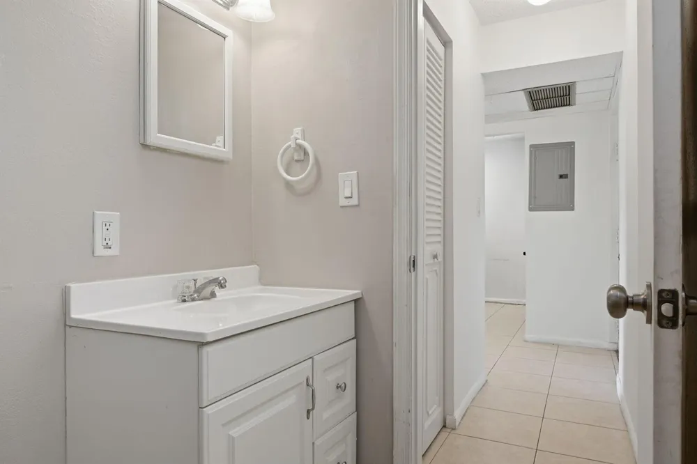 824 SW 9th Street Circle #201 Boca Raton, FL 33486