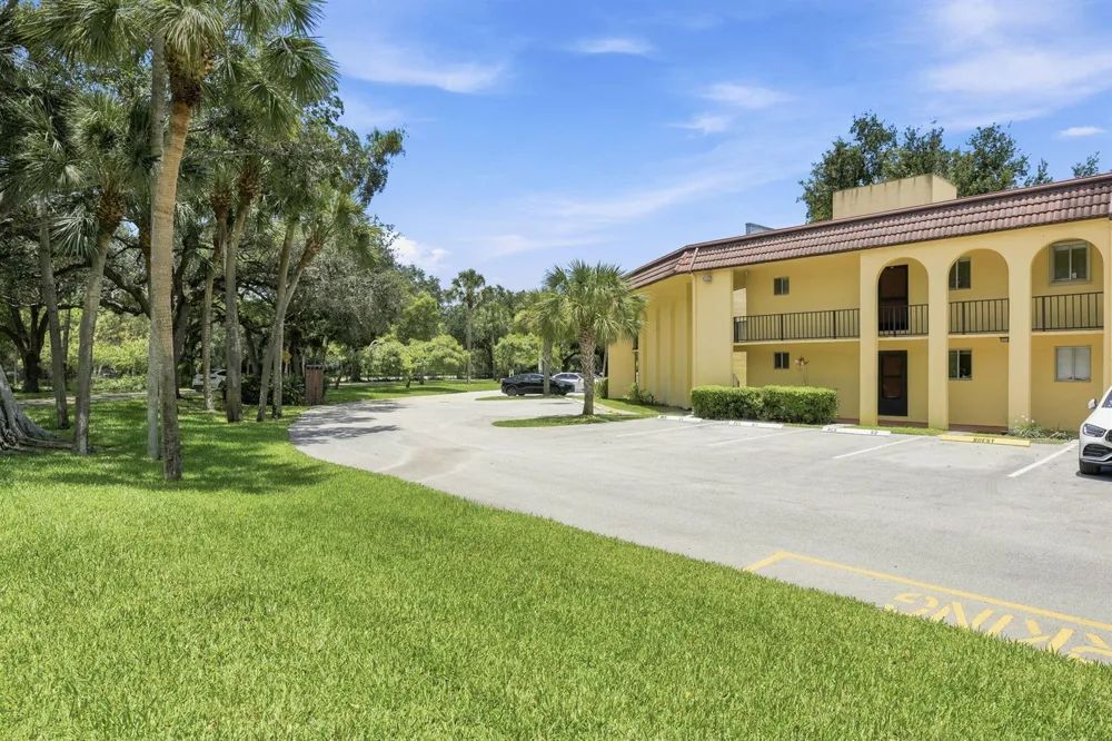 824 SW 9th Street Circle #201 Boca Raton, FL 33486