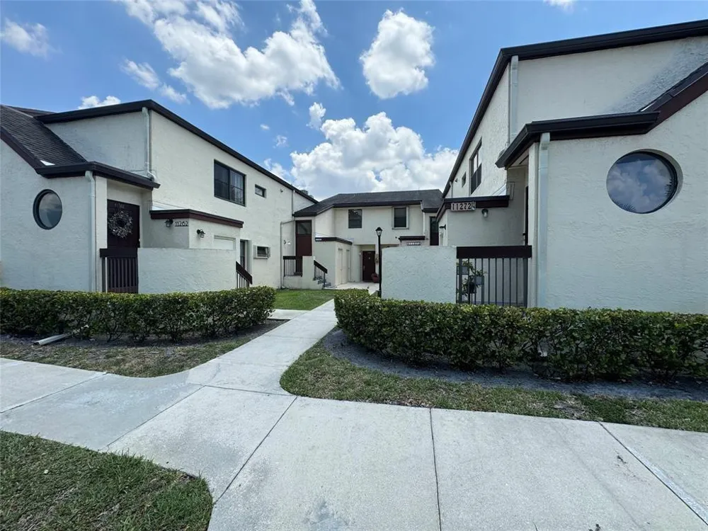 11318 Taft Street Pembroke Pines, FL 33026
