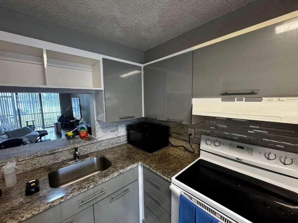11318 Taft Street Pembroke Pines, FL 33026