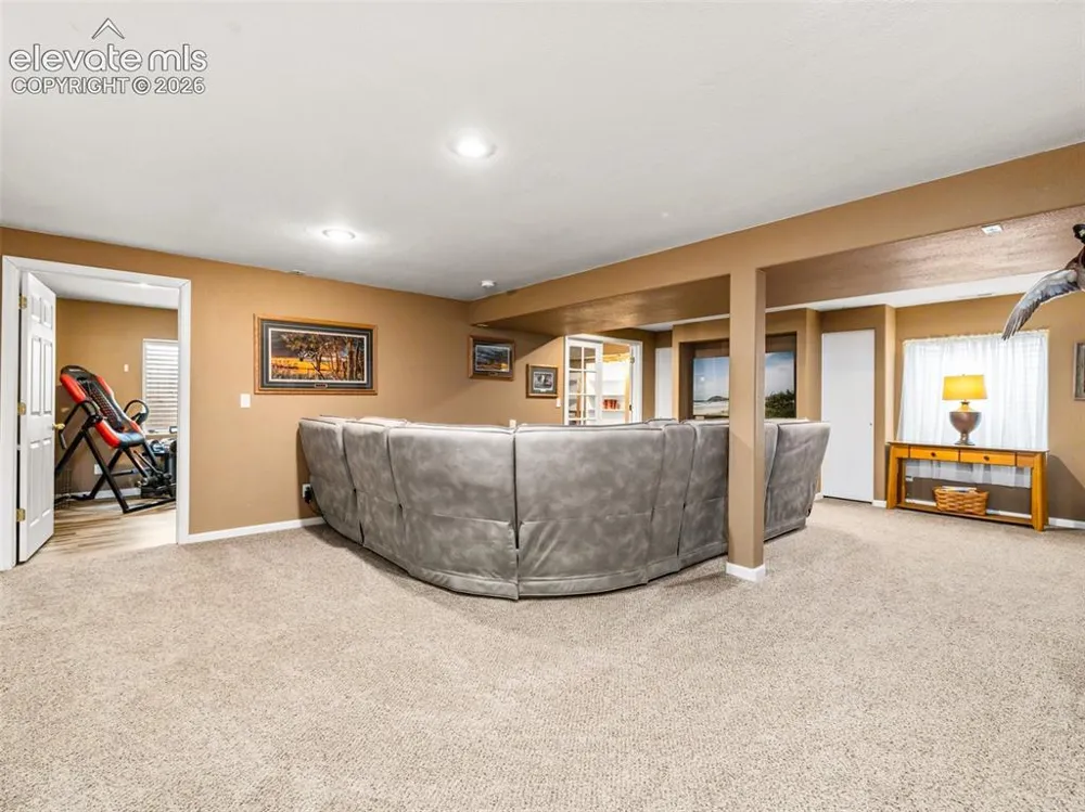 734 E Marigold Drive Pueblo, CO 81007