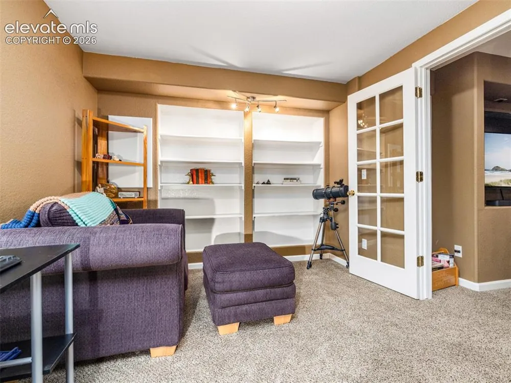 734 E Marigold Drive Pueblo, CO 81007