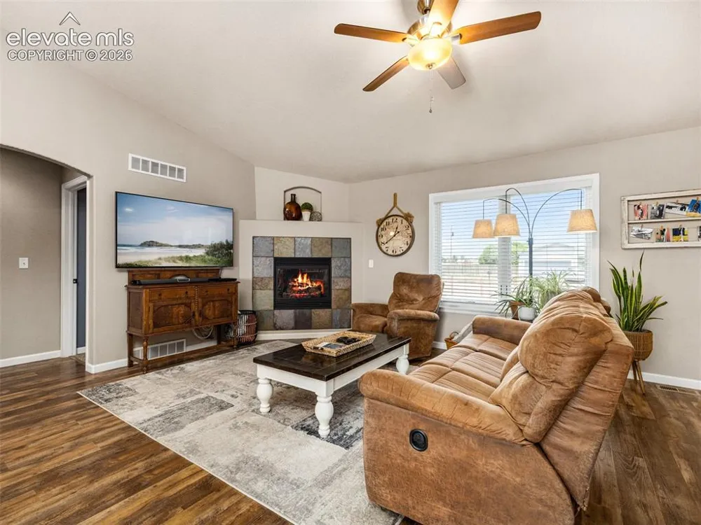 734 E Marigold Drive Pueblo, CO 81007