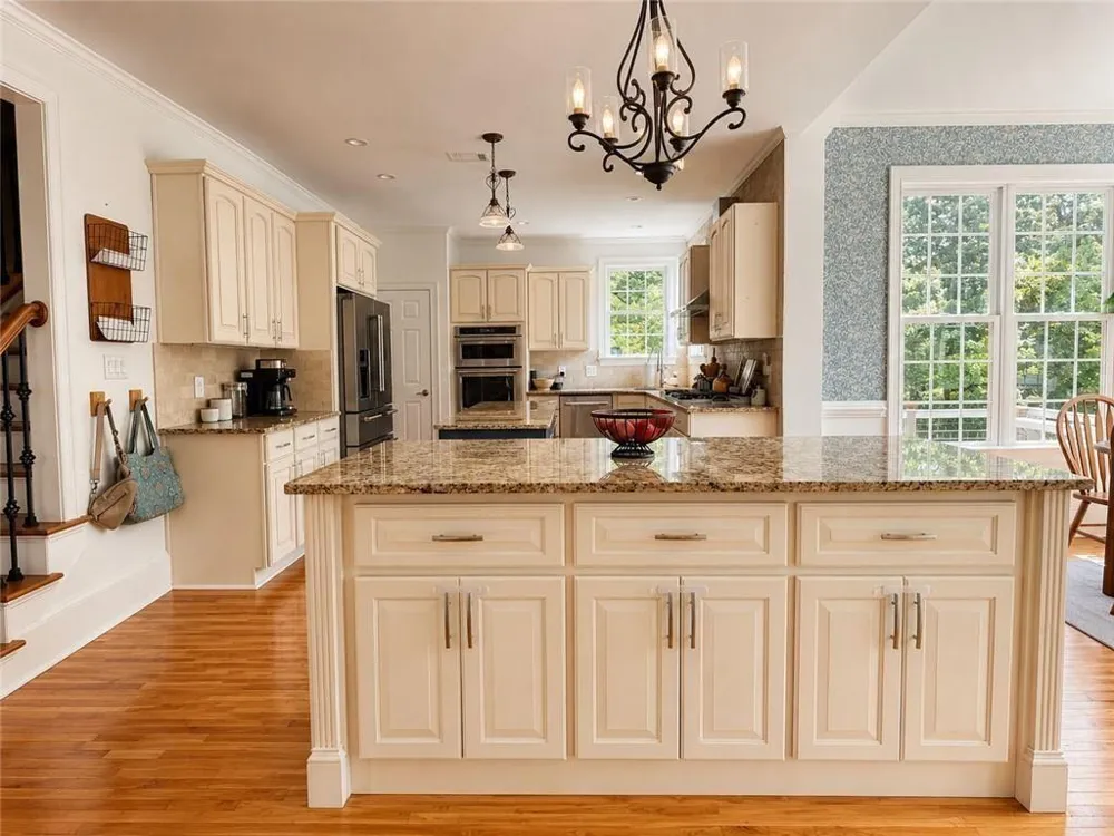 105 Chase Lane Forsyth, GA 31029