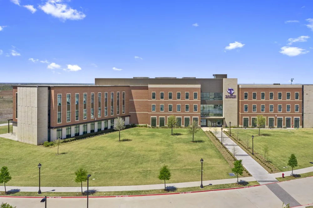 1109 Falcon Drive Crowley, TX 76036