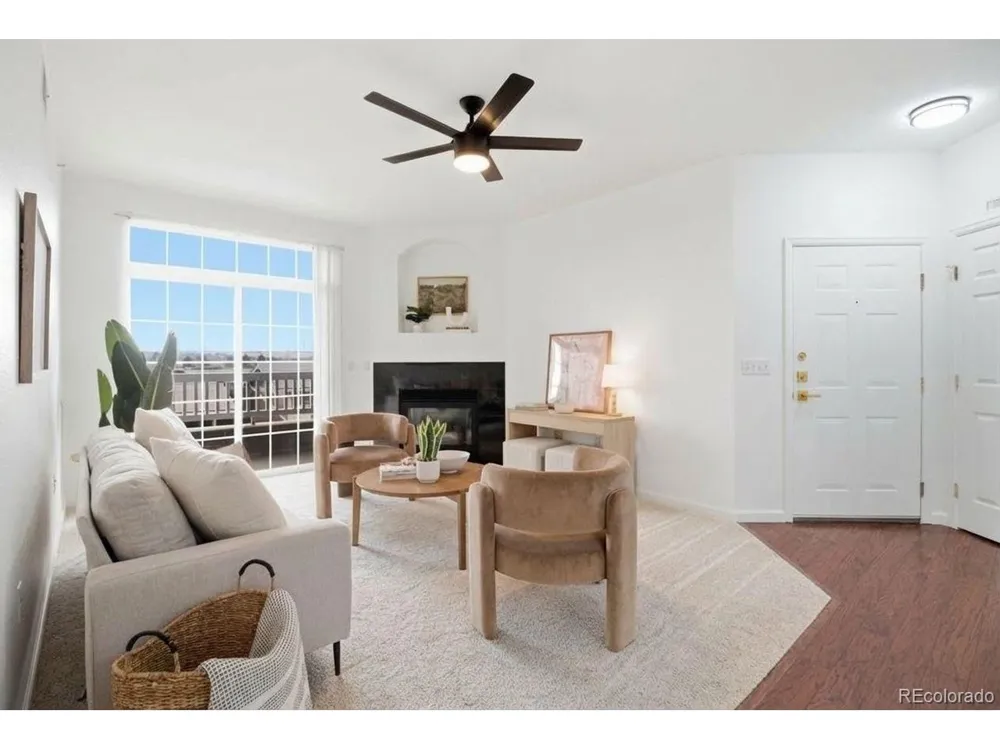 7440 S Blackhawk Street #11-204 Englewood, CO 80112