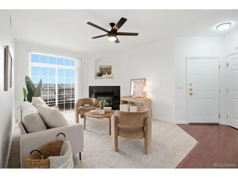 7440 S Blackhawk Street #11-204