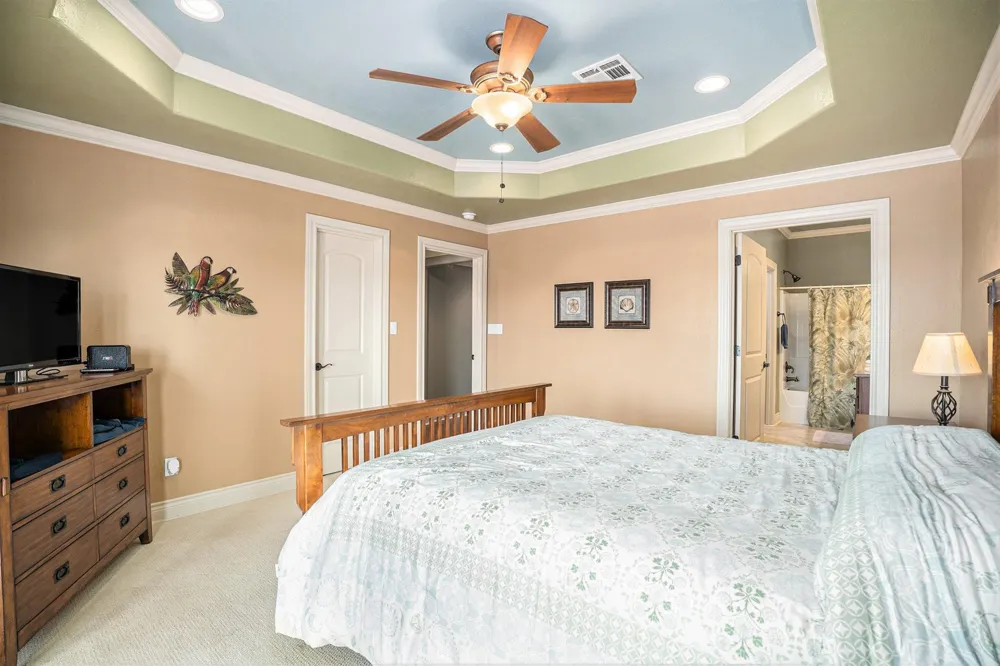 883 Gulf Cedar Drive Port Bolivar, TX 77650