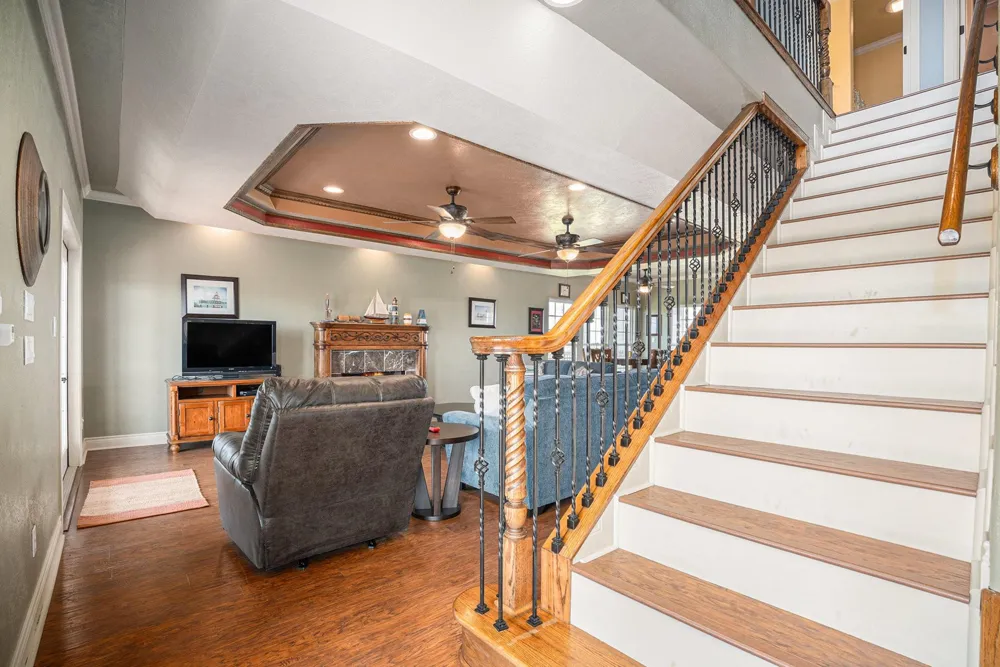 883 Gulf Cedar Drive Port Bolivar, TX 77650