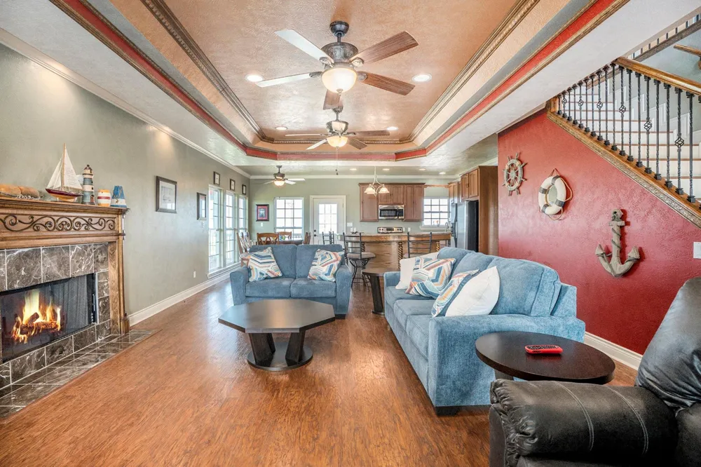 883 Gulf Cedar Drive Port Bolivar, TX 77650