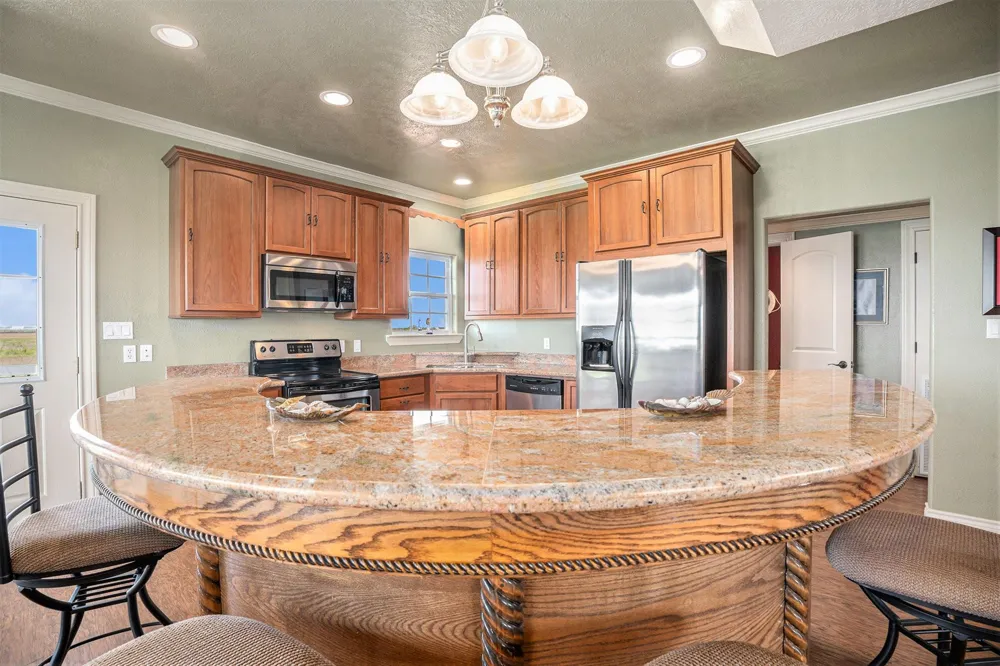 883 Gulf Cedar Drive Port Bolivar, TX 77650