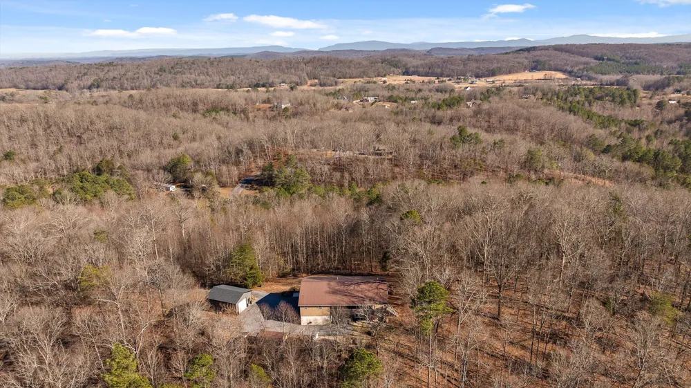2434 Sugar Creek Road SE Georgetown, TN 37336