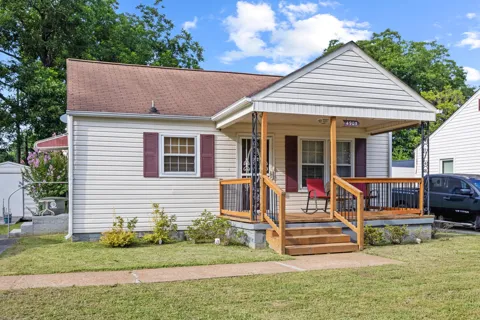4905 Cameron Lane