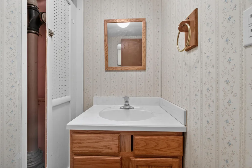 2000 Cascade Drive Jackson, MI 49203