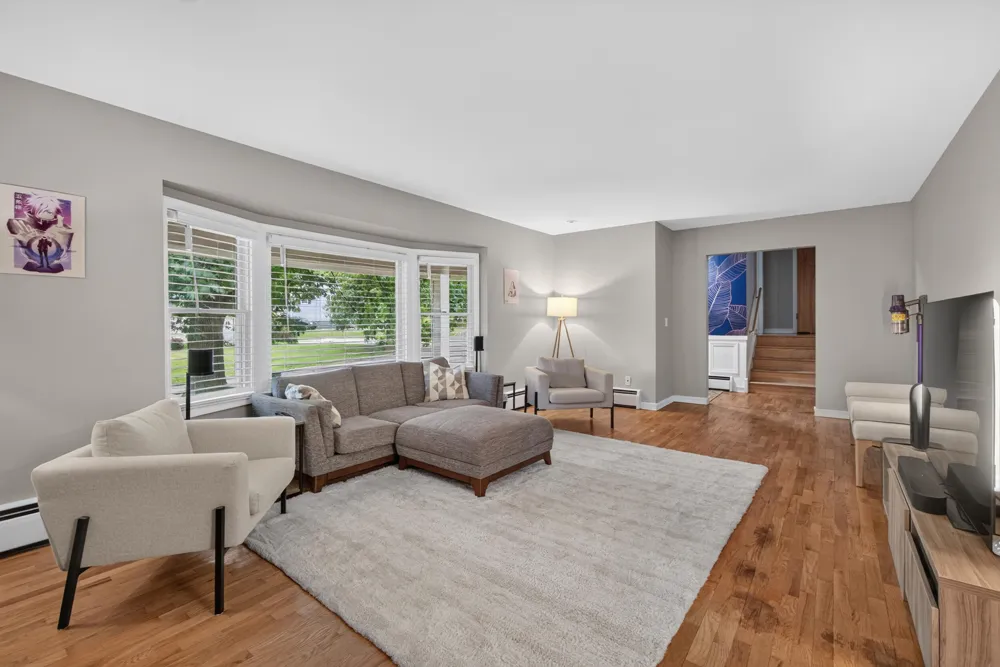 2000 Cascade Drive Jackson, MI 49203