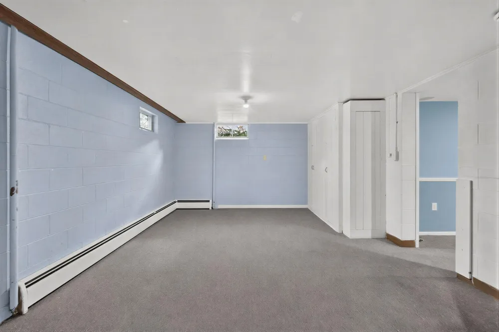 2000 Cascade Drive Jackson, MI 49203