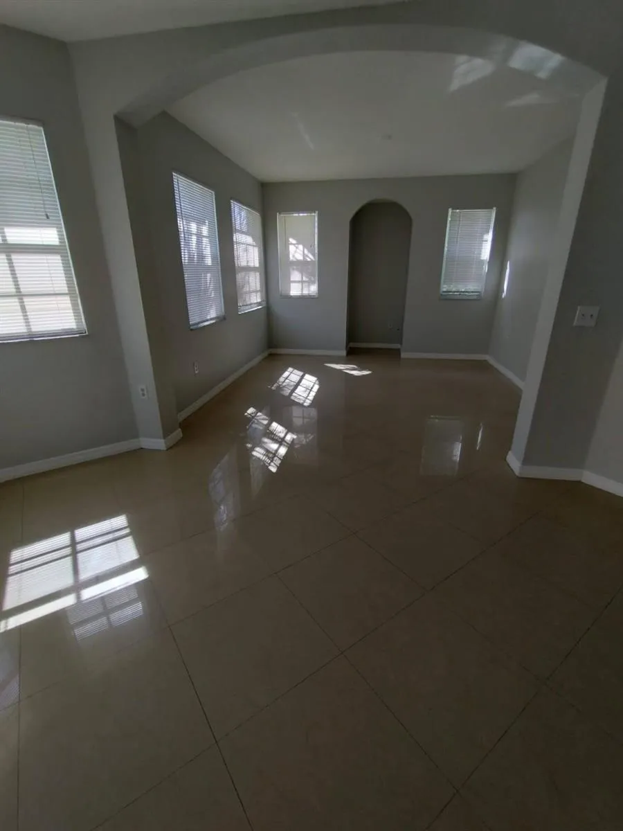 2307 Belmont Lane #2307 North Lauderdale, FL 33068