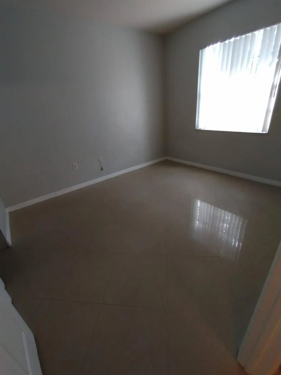 2307 Belmont Lane #2307 North Lauderdale, FL 33068