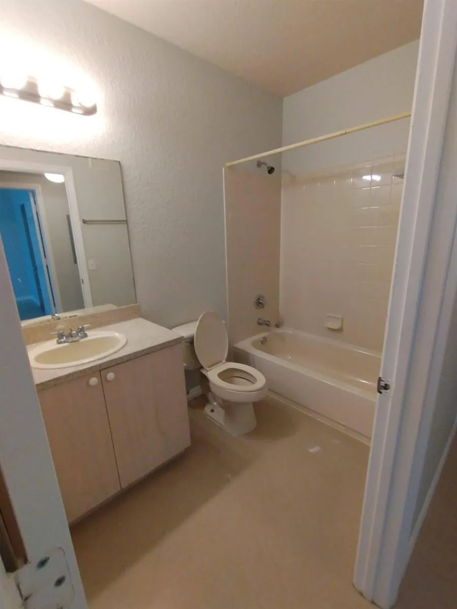 2307 Belmont Lane #2307 North Lauderdale, FL 33068
