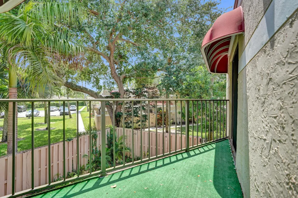 4260 Village Drive #D Delray Beach, FL 33445