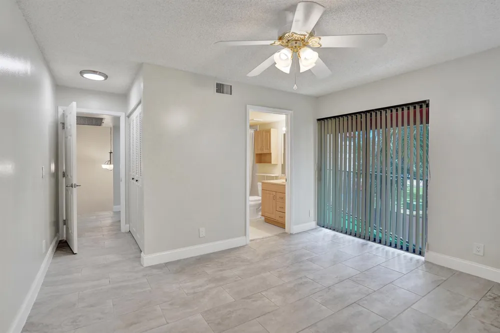 4260 Village Drive #D Delray Beach, FL 33445