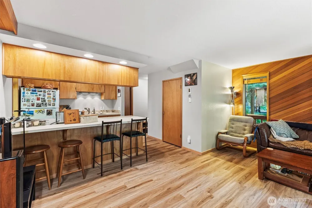 7082 Rainier Way Glacier, WA 98244