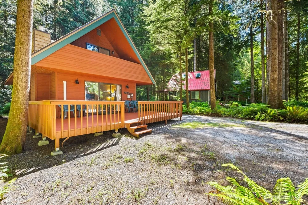 7082 Rainier Way Glacier, WA 98244