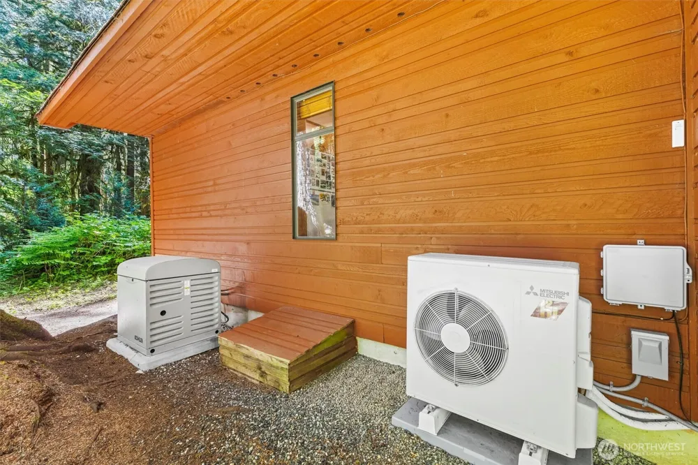 7082 Rainier Way Glacier, WA 98244