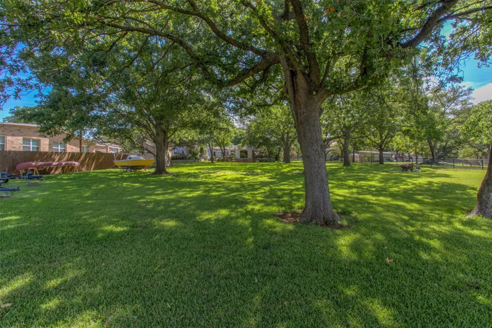 371 County Road 4874 Newark, TX 76071