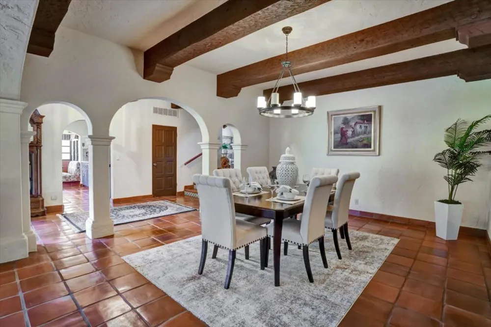15295 Kennedy Road Los Gatos, CA 95032