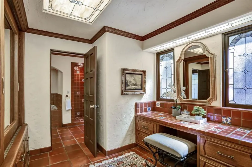 15295 Kennedy Road Los Gatos, CA 95032