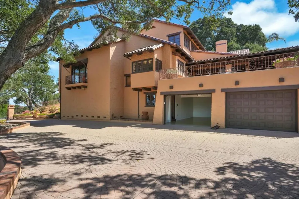 15295 Kennedy Road Los Gatos, CA 95032