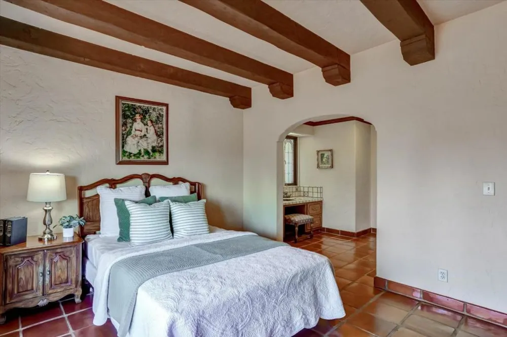 15295 Kennedy Road Los Gatos, CA 95032