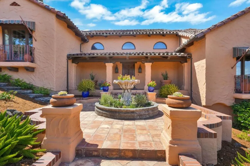 15295 Kennedy Road Los Gatos, CA 95032