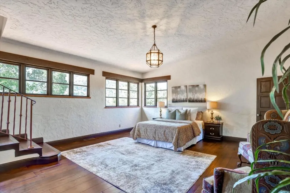 15295 Kennedy Road Los Gatos, CA 95032