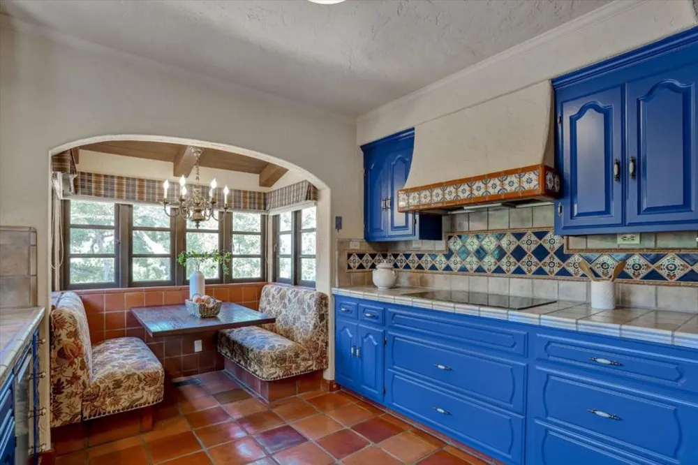 15295 Kennedy Road Los Gatos, CA 95032