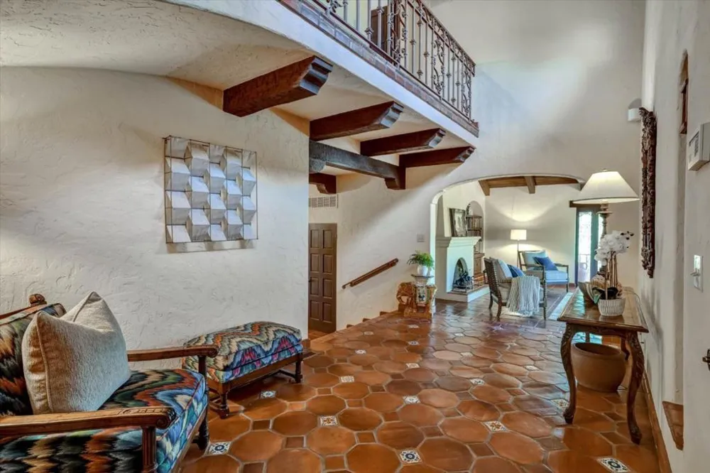 15295 Kennedy Road Los Gatos, CA 95032