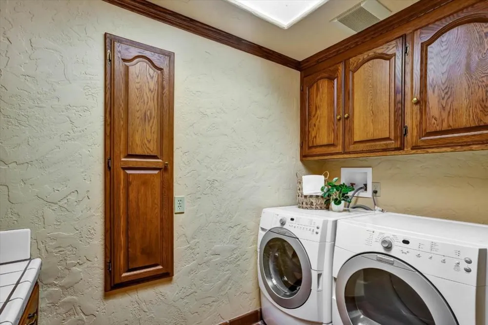 15295 Kennedy Road Los Gatos, CA 95032