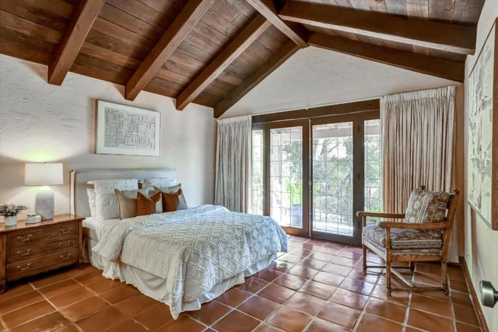 15295 Kennedy Road Los Gatos, CA 95032