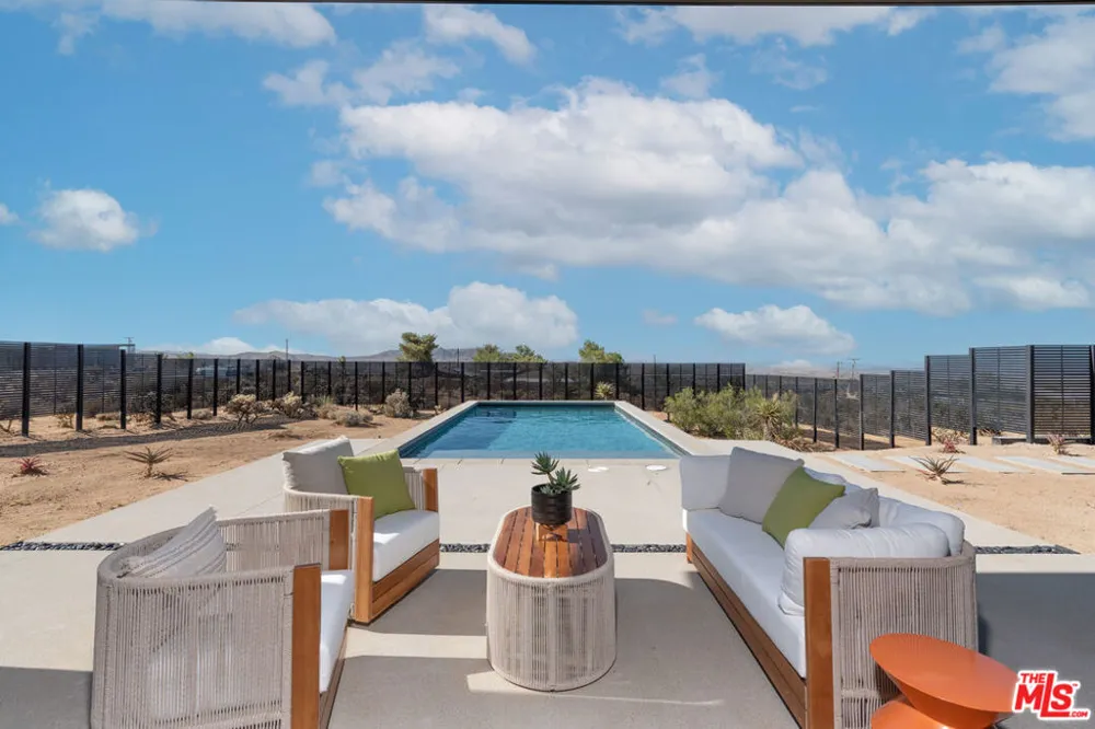 61464 Melton Trail Joshua Tree, CA 92252