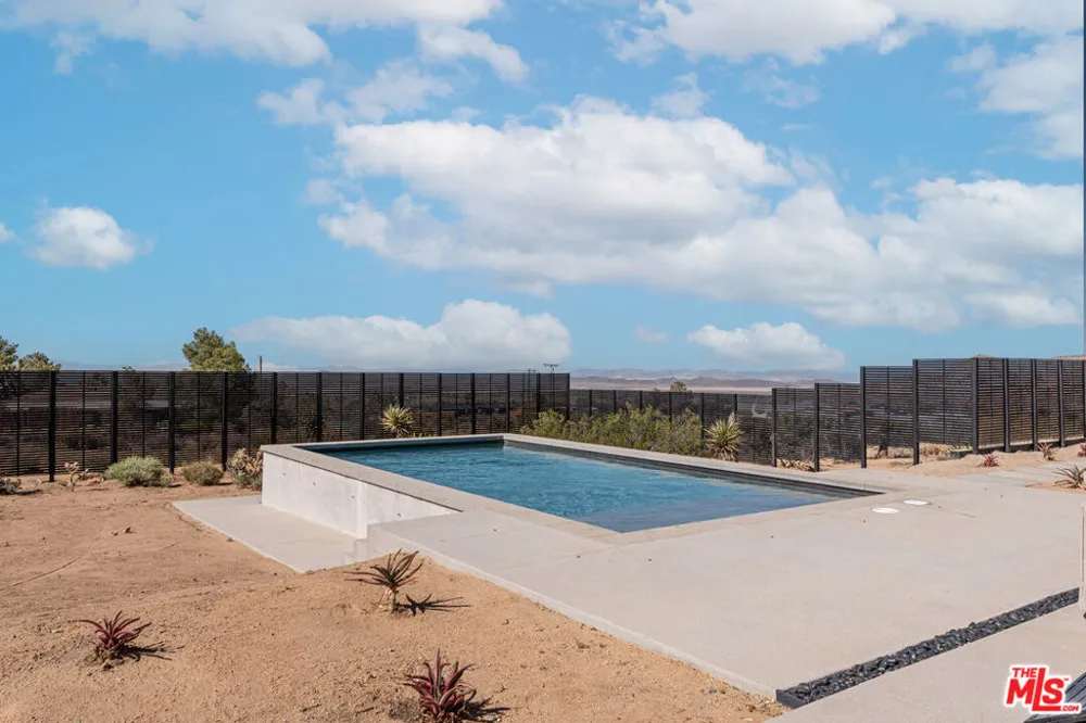61464 Melton Trail Joshua Tree, CA 92252