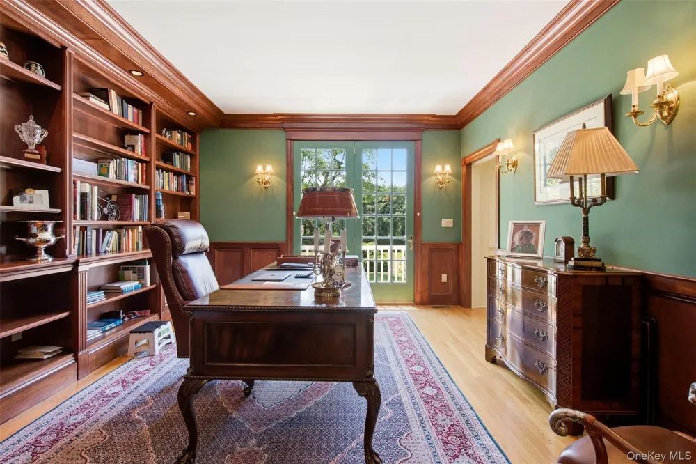61 Linden Lane Upper Brookville, NY 11545