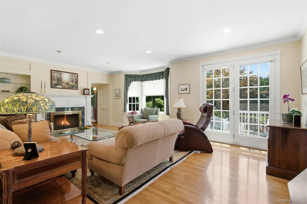61 Linden Lane Upper Brookville, NY 11545