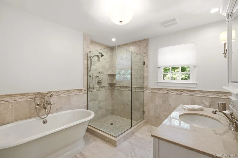 61 Linden Lane Upper Brookville, NY 11545