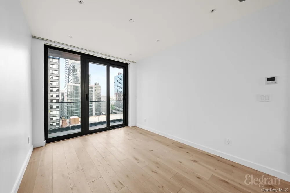 4262 Hunter Street #11A Long Island City, NY 11101
