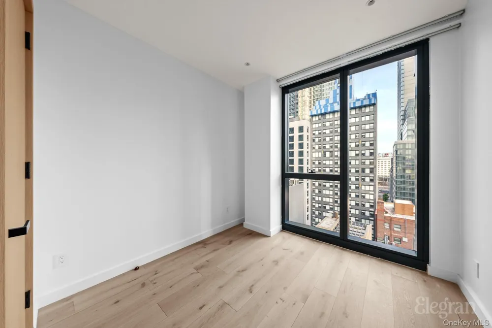 4262 Hunter Street #11A Long Island City, NY 11101