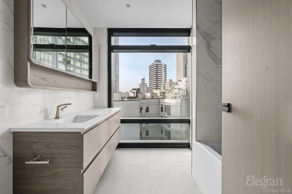 4262 Hunter Street #11A Long Island City, NY 11101