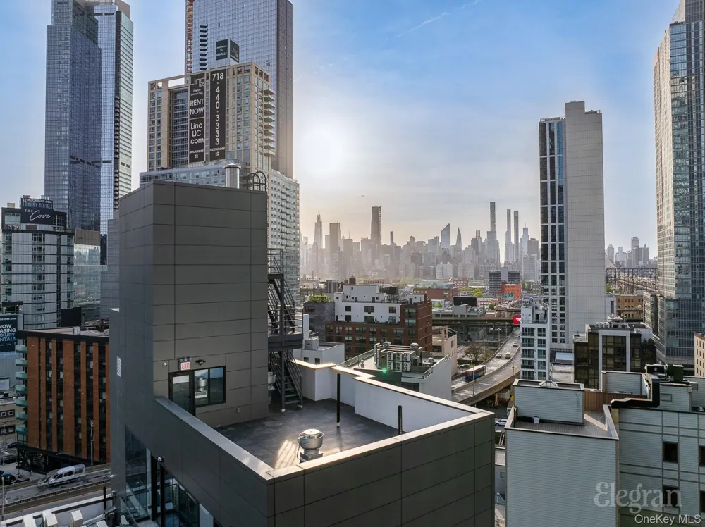 4262 Hunter Street #11A Long Island City, NY 11101